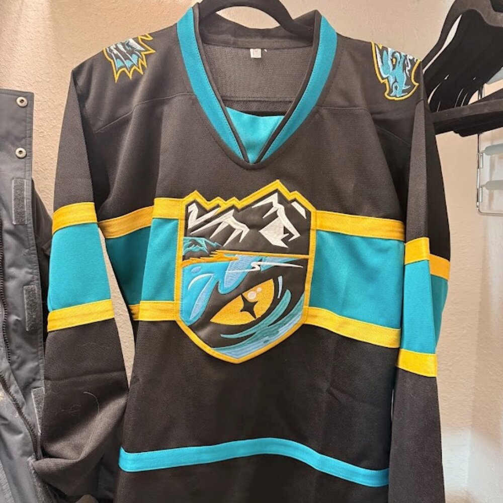 Women's Medium Tahoe Knight Monsters Hockey Jersey - Black Alternate